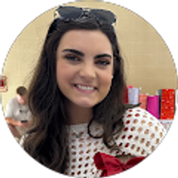 Profile photo of Desirae Yost