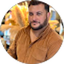 Profile photo of Noe Narro