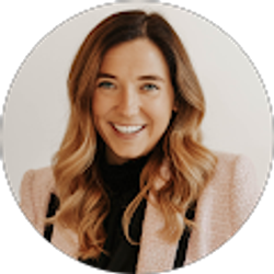 Profile photo of Makenzie Dean