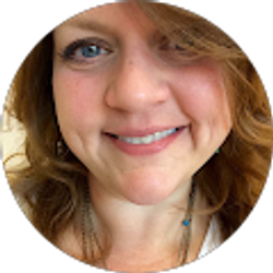 Profile photo of Michelle Riley