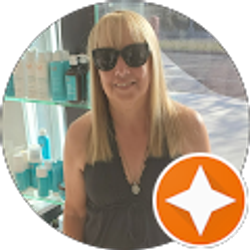 Profile photo of Laura Hickey