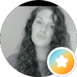 Profile photo of Caitlyn Hamilton