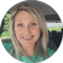 Profile photo of Holly Wray