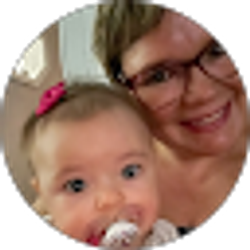 Profile photo of Tracie Sheehan