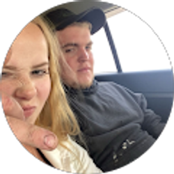 Profile photo of Naomi Persinger