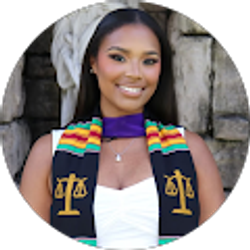 Profile photo of Taylor Rogers