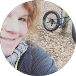 Profile photo of Lara Fish