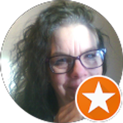 Profile photo of Shelley Pfeiffer