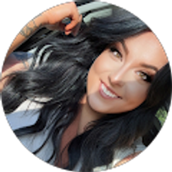 Profile photo of Emily Mackenburg