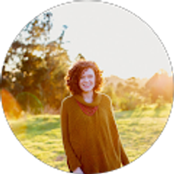 Profile photo of Shelly Jackson