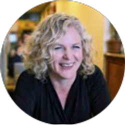 Profile photo of Kristen Brett (SR)