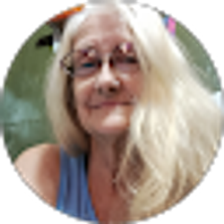Profile photo of ali nolan