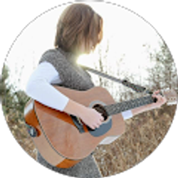 Profile photo of Nicholle Vavra