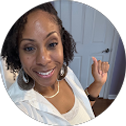 Profile photo of Tia Sanders