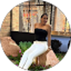 Profile photo of Veronica Gallardo