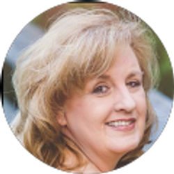 Profile photo of Kelly Gray