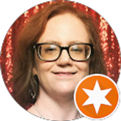 Profile photo of Laura Reynolds