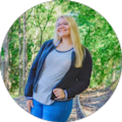 Profile photo of Samantha Walz