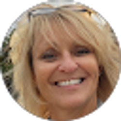 Profile photo of Lisa Tack