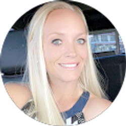 Profile photo of Amiee Davis