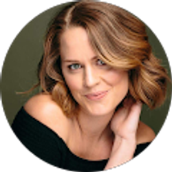 Profile photo of Bella Lueckemeyer