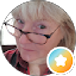 Profile photo of Laurie McCray