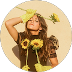 Profile photo of Kira Magoon