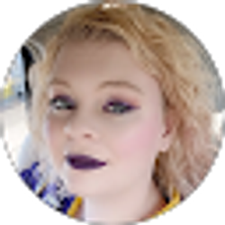 Profile photo of Lauryn Woolcock