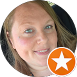 Profile photo of Lindsay Gomez