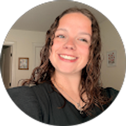 Profile photo of Mandy Seils