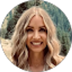 Profile photo of Stephanie O