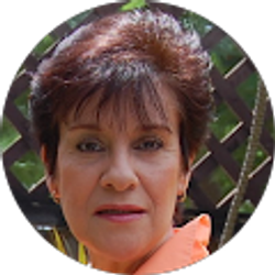 Profile photo of Veronica Rivas