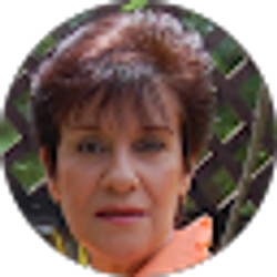 Profile photo of Veronica Rivas
