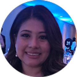 Profile photo of Liz Muentes