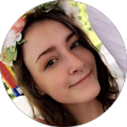 Profile photo of Lindsey Johnson