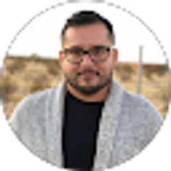 Profile photo of Dennis Castillo