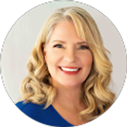 Profile photo of Shellie Fredrich