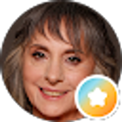 Profile photo of Laura Mazzuca Toops