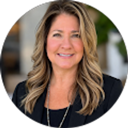 Profile photo of Debbie Bain