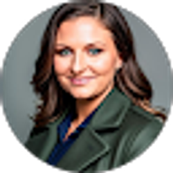 Profile photo of Courtney Williamson