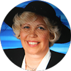 Profile photo of Lynda Schaffner