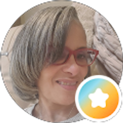 Profile photo of Roseann Showels