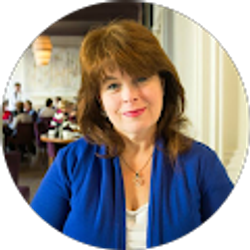 Profile photo of Rebecca Mitchener