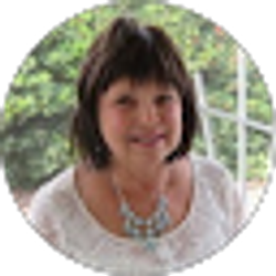 Profile photo of Donna Nelson