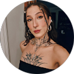 Profile photo of Niki Buck