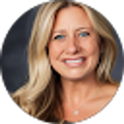 Profile photo of Danielle Perri