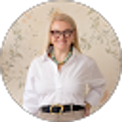Profile photo of Arianna Rosenberg