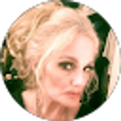 Profile photo of Lisa Malia