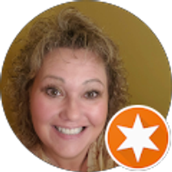 Profile photo of Jennifer Naylor