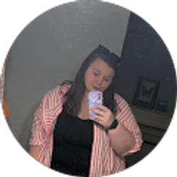 Profile photo of Lauren inabinet